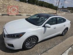 كيا كادينزا